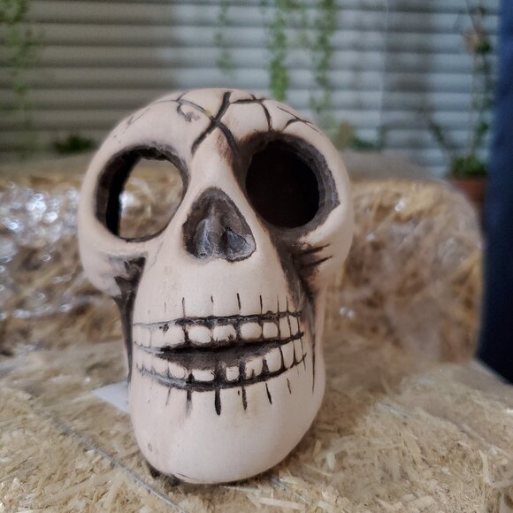 Vintage Ceramic Clay Skull Tea Light Candle Holder - KOREA - Picture 1 of 8